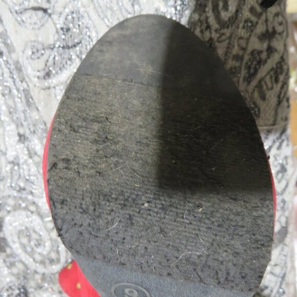 BOGO Mossimo Vibrant Red Suede High Heeled Ankle Booties Studded Embellished 9 - Picture 12 of 16